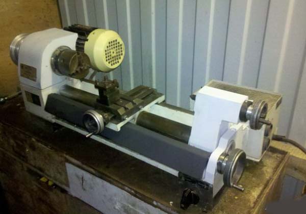 Загальний вигляд токарно-гвинторізного верстата ТН-1 ТН-1 Загальний вигляд токарно-гвинторізного верстата